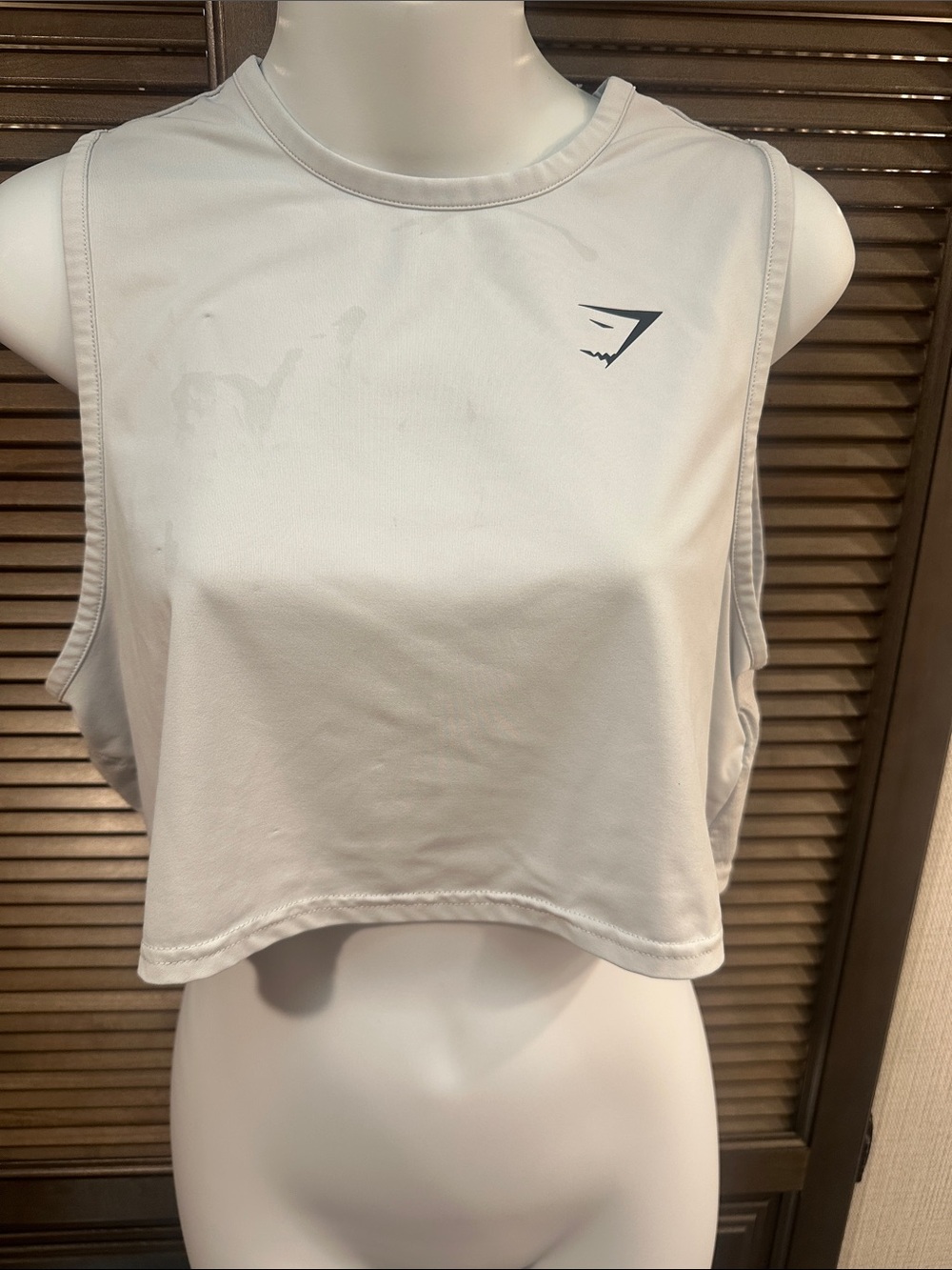 Gymshark Women’s Light Gray Cropped Muscle Tank Top